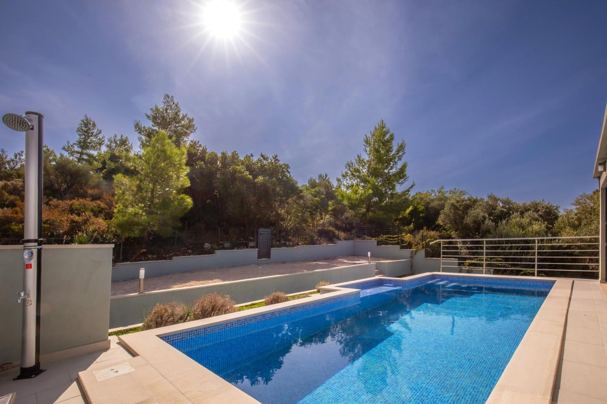 Bellevue Villa *